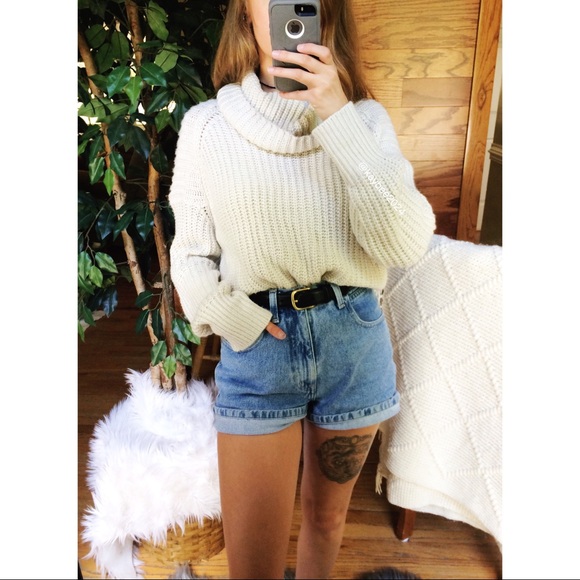 Sweaters - 🌿 HP! 🌿 Cozy Cream Knit Cowl Neck Sweater 🌿